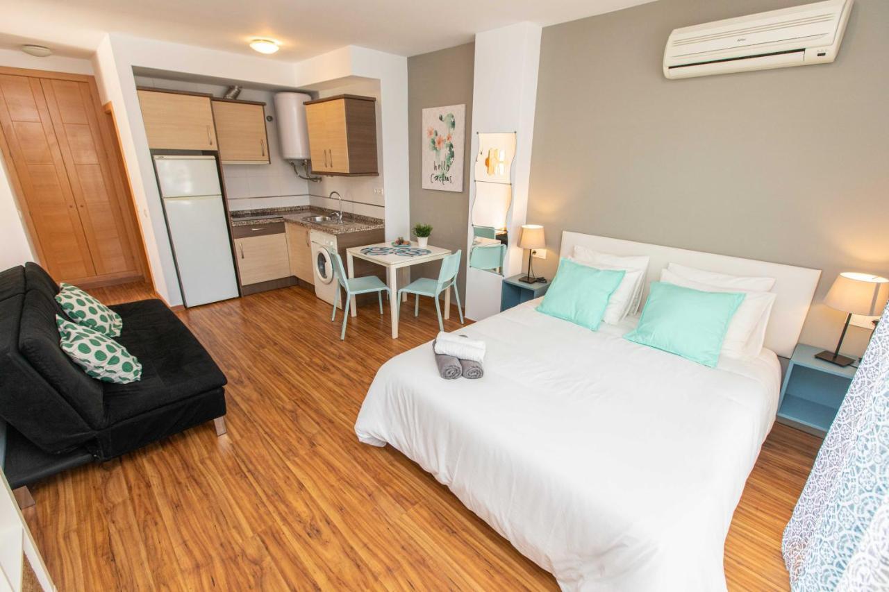 House By The Sea Apartment มาลากา ภายนอก รูปภาพ